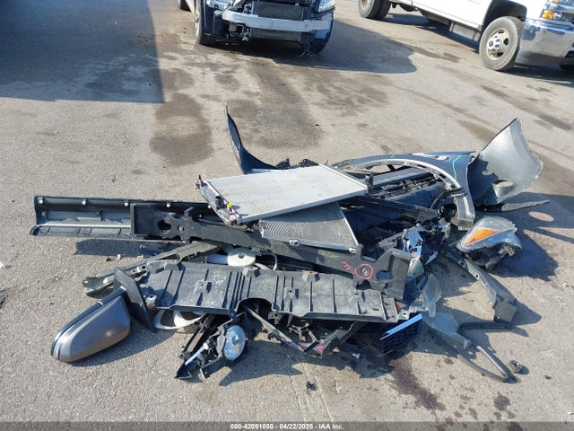 JTMRFREVXFD151847 Toyota Rav4 Xle