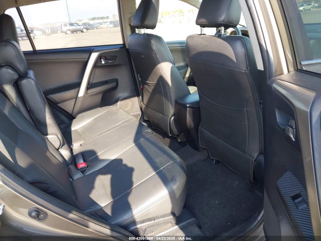JTMRFREVXFD151847 Toyota Rav4 Xle