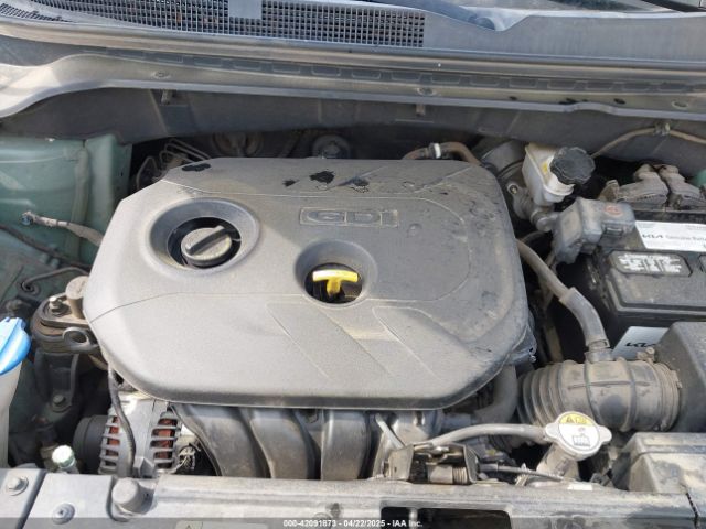 KNDJP3A50E7058037 KIA SOUL +