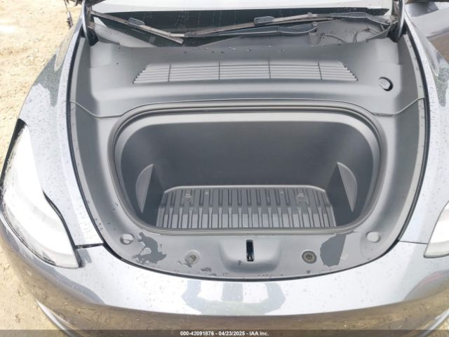 7SAYGDEF9NF377005 Tesla Model Y Performance Dual Motor All-wheel Drive