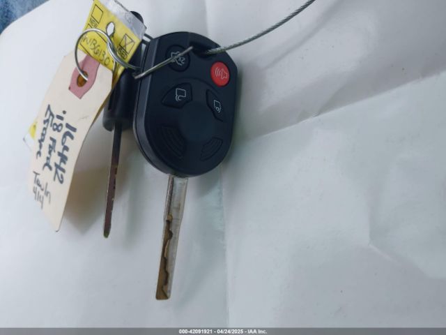 1FMCU9HD2JUB61307 Ford ESCAPE SEL