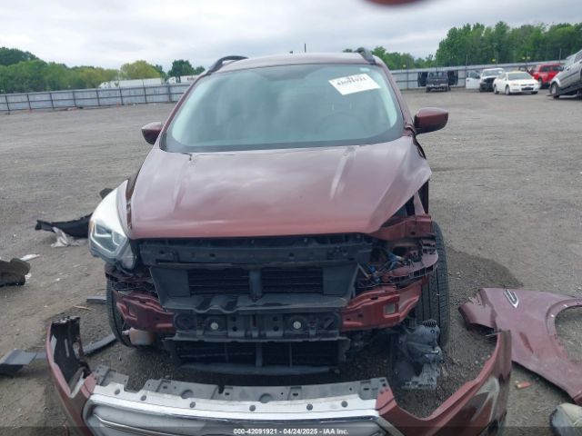1FMCU9HD2JUB61307 Ford ESCAPE SEL