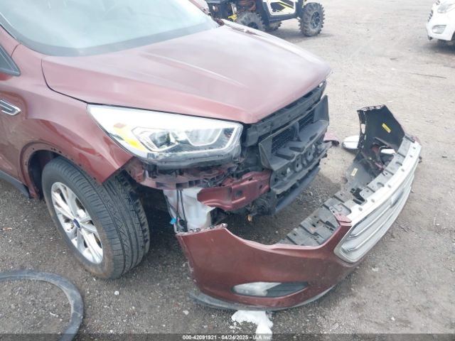 1FMCU9HD2JUB61307 Ford ESCAPE SEL