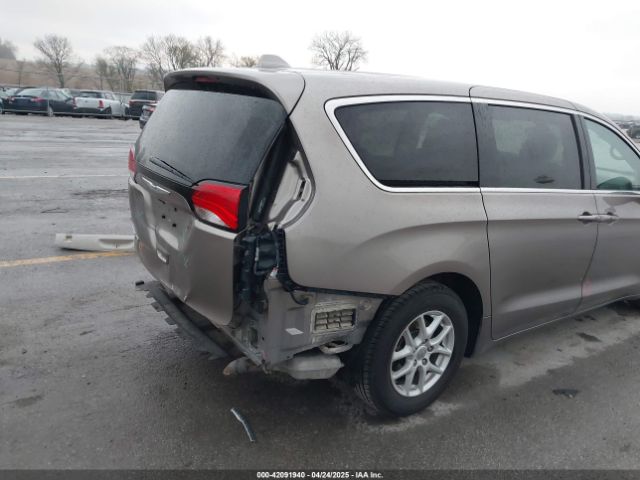 2C4RC1DG5HR536715 Chrysler Pacifica Touring