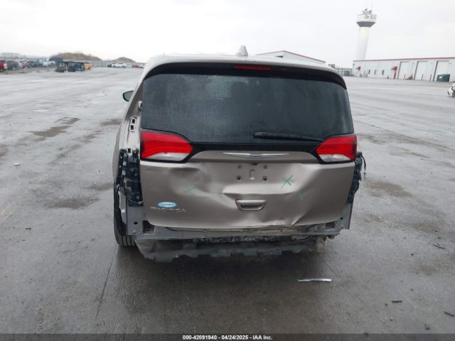 2C4RC1DG5HR536715 Chrysler Pacifica Touring