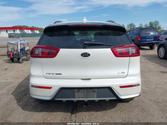 KNDCC3LCXH5054755 KIA NIRO EX