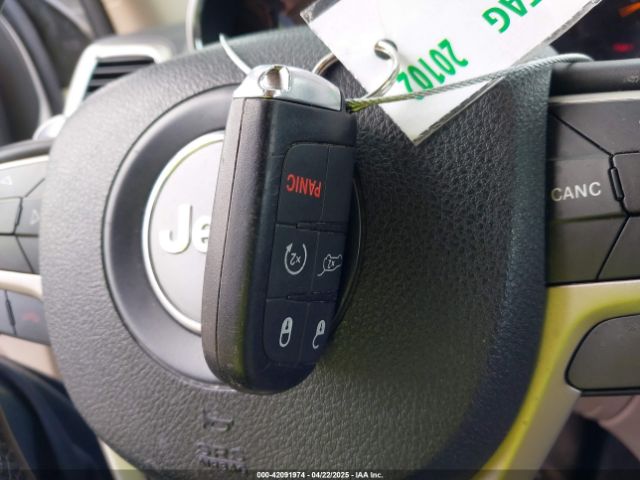 1C4RJFBG2FC717377 Jeep Grand Cherokee Limited