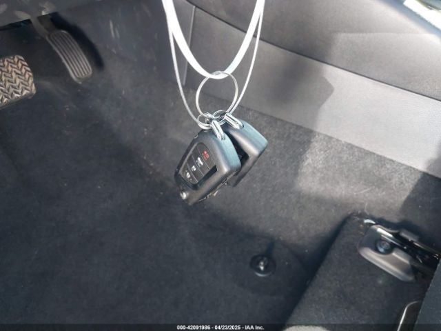 5YFB4MDE0SP275922 Toyota COROLLA LE