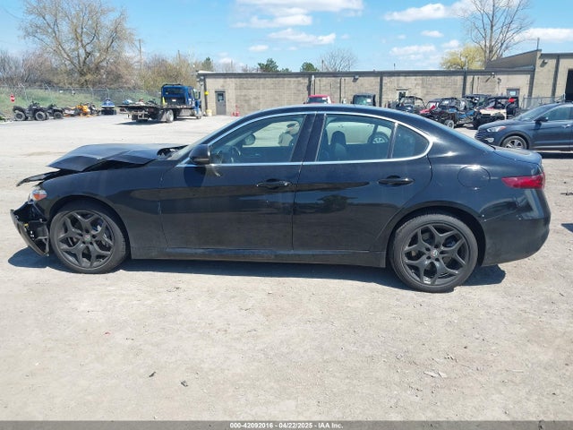 Alfa Romeo Giulia Ti Awd 2021 ZARFANBN6M7648815 Image 15
