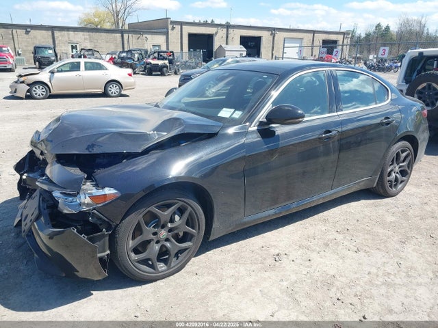Alfa Romeo Giulia Ti Awd 2021 ZARFANBN6M7648815 Image 2