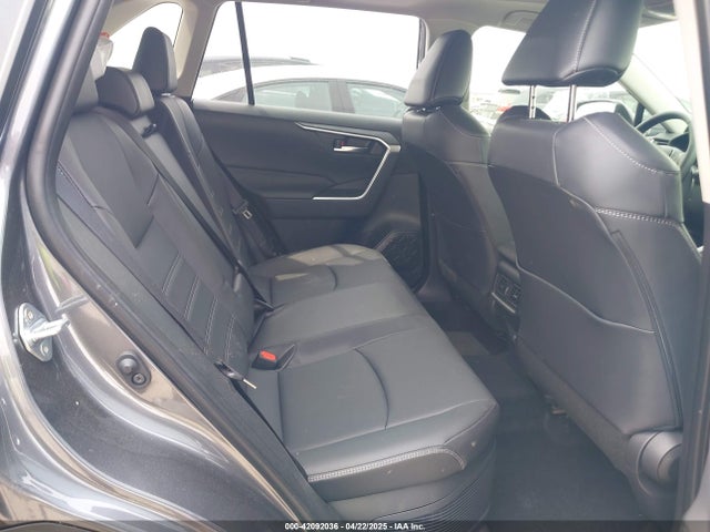 JTMB6RFV8SD153624 Toyota Rav4 Hybrid Xle Premium
