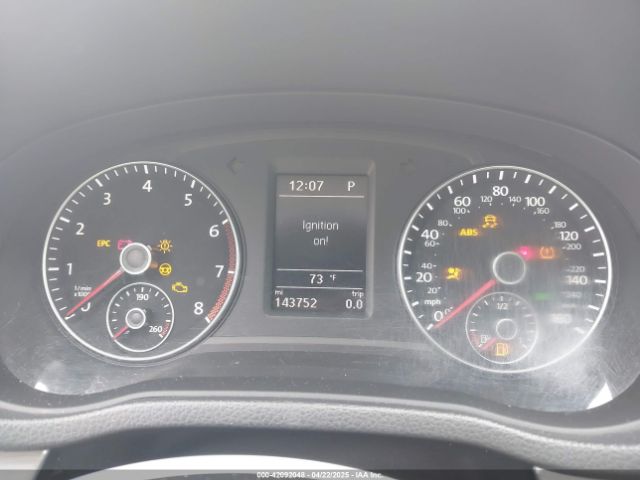 1VWBT7A36FC010179 Volkswagen Passat 1.8t Se