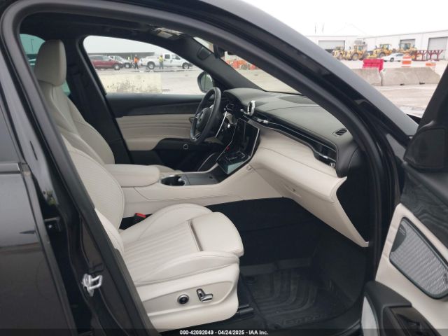 ZN682AVM6P7413121 Maserati Grecale Modena