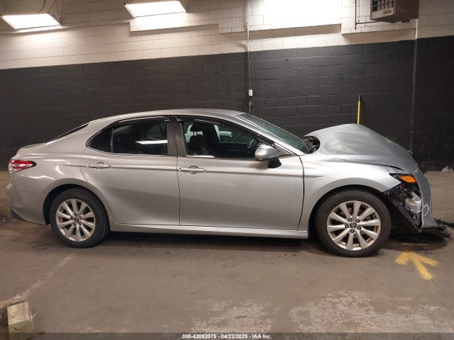 4T1B11HK9JU123495 Toyota CAMRY LE