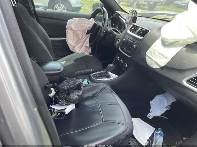 1C3CDZAB8EN149812 Dodge AVENGER SE