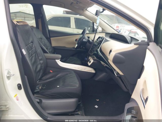 JTDKARFU2G3527633 Toyota Prius Three