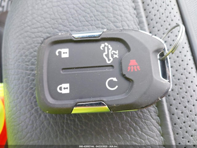 3GTU9FEL6NG180648 GMC l87
