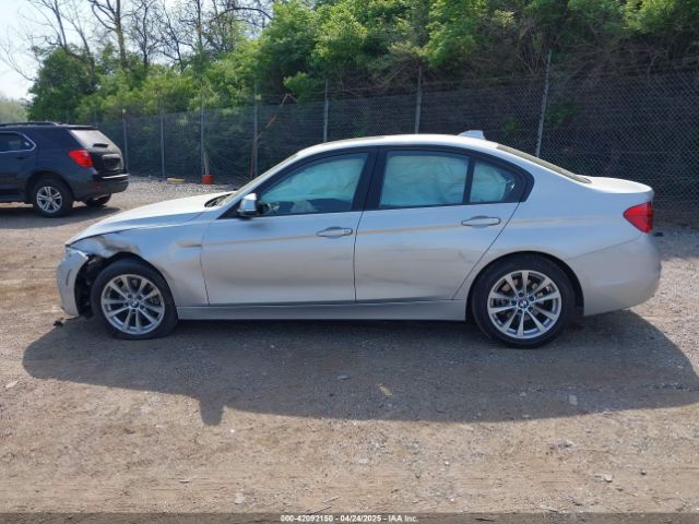 WBA8A3C5XJA494899 BMW 320i Xdrive