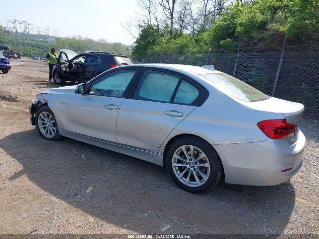 WBA8A3C5XJA494899 BMW 320i Xdrive