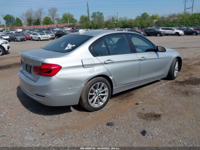 WBA8A3C5XJA494899 BMW 320i Xdrive