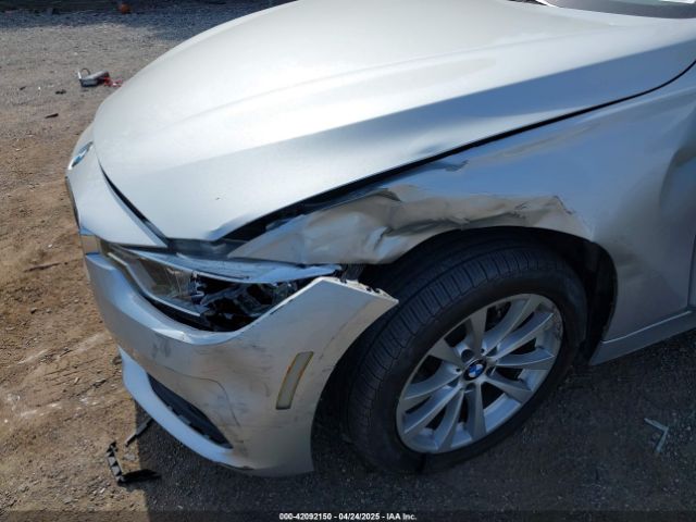 WBA8A3C5XJA494899 BMW 320i Xdrive