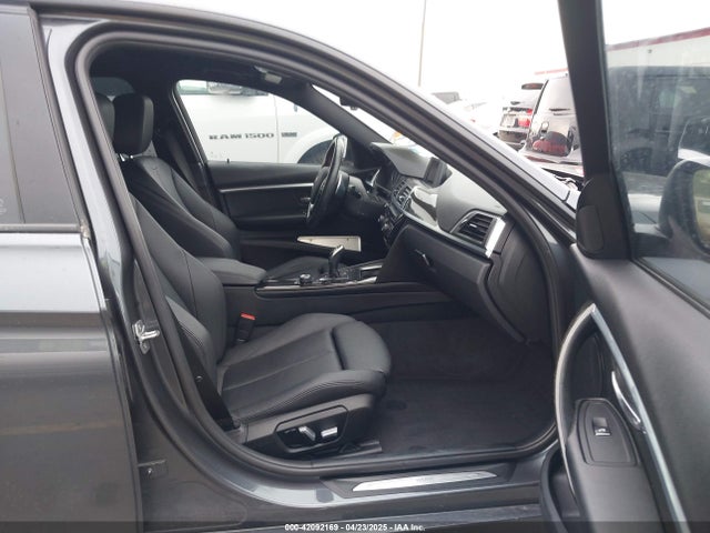 WBA8E3C55GK501703 BMW 328i Xdrive