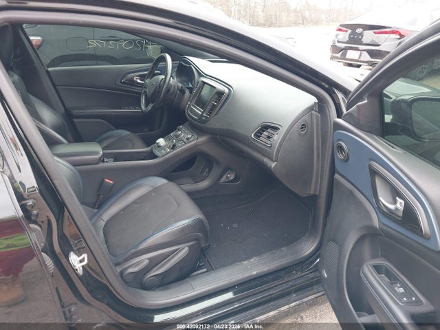 1C3CCCBB5FN689103 Chrysler 200 S