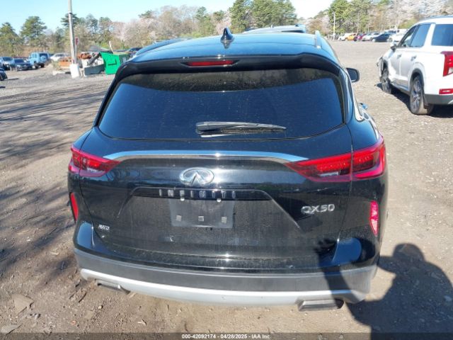 3PCAJ5M33KF148215 Infiniti Qx50 Luxe