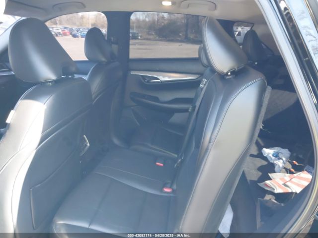 3PCAJ5M33KF148215 Infiniti Qx50 Luxe