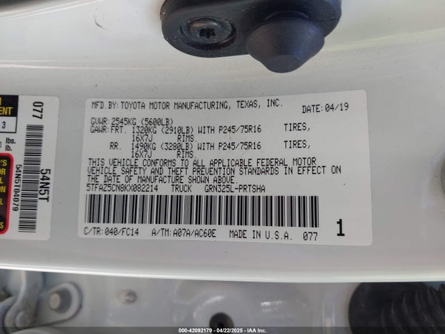 5TFAZ5CN8KX082214 Toyota Tacoma Sr5 V6