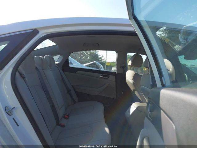 5NPE24AA2JH718958 Hyundai SONATA ECO