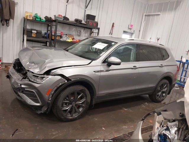3VV2B7AXXNM059957 Volkswagen Tiguan 2.0t Se