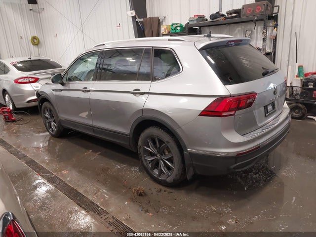 3VV2B7AXXNM059957 Volkswagen Tiguan 2.0t Se