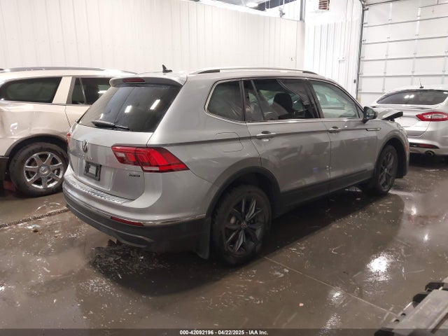 3VV2B7AXXNM059957 Volkswagen Tiguan 2.0t Se