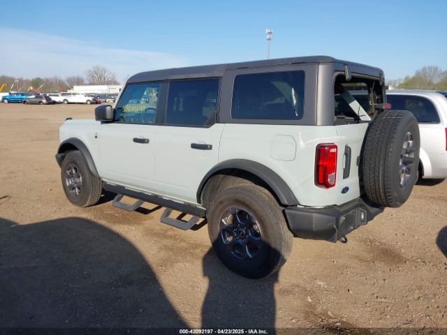 2023 FORD BRONCO 1FMEE5BP3PLB54172 Photo 2
