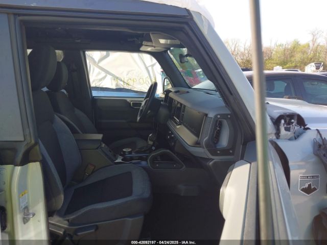2023 FORD BRONCO 1FMEE5BP3PLB54172 Photo 4