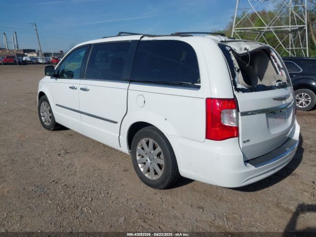 2015 CHRYSLER TOWN & COUNTRY 2C4RC1BG3FR562875 Photo 2