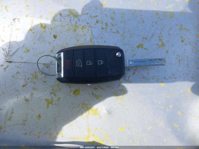 5XYKTCA6XEG466573 KIA SORENTO LX