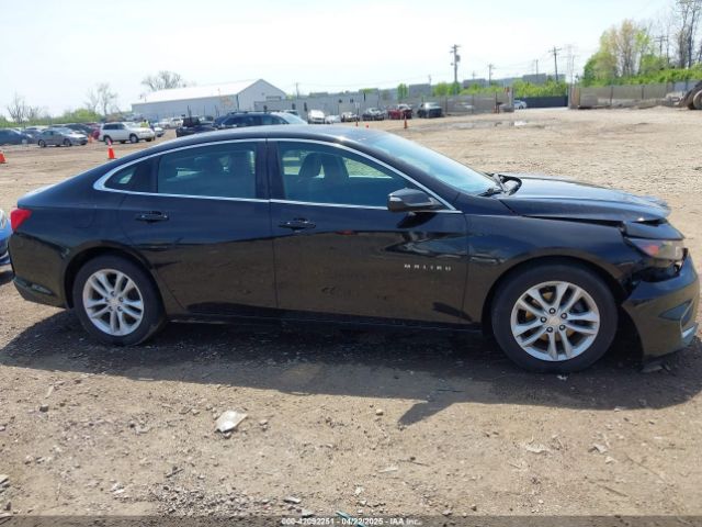 1G1ZE5ST7HF143588 Chevrolet MALIBU 1LT