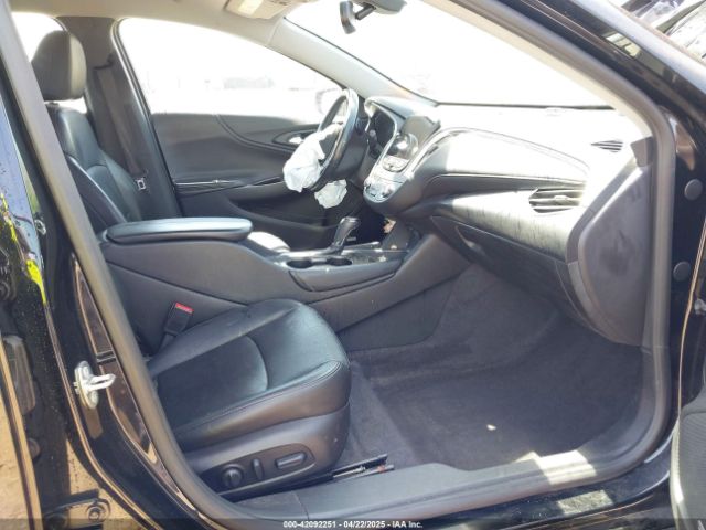 1G1ZE5ST7HF143588 Chevrolet MALIBU 1LT