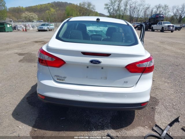 1FADP3F27EL334528 Ford FOCUS SE