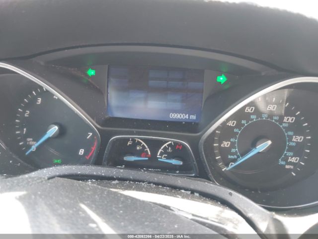1FADP3F27EL334528 Ford FOCUS SE
