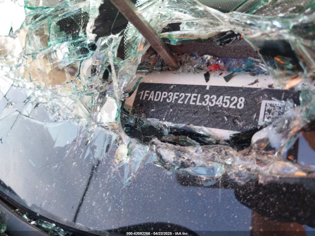 1FADP3F27EL334528 Ford FOCUS SE