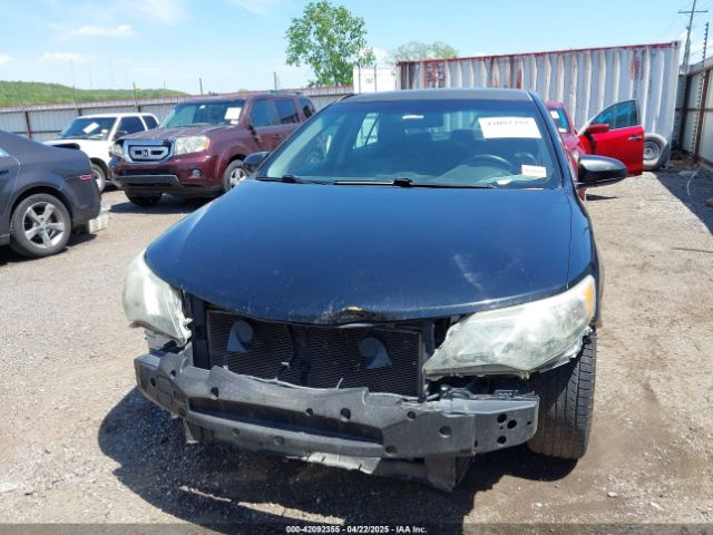 4T1BF1FK2EU428136 Toyota CAMRY SE