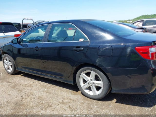 4T1BF1FK2EU428136 Toyota CAMRY SE