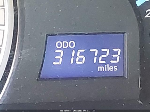 4T1BF1FK2EU428136 Toyota CAMRY SE