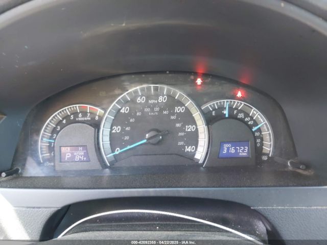 4T1BF1FK2EU428136 Toyota CAMRY SE