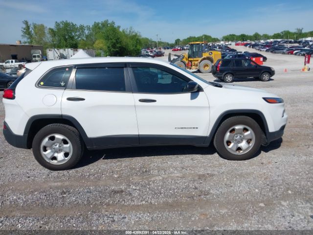 1C4PJLAB0GW272536 Jeep Cherokee Sport