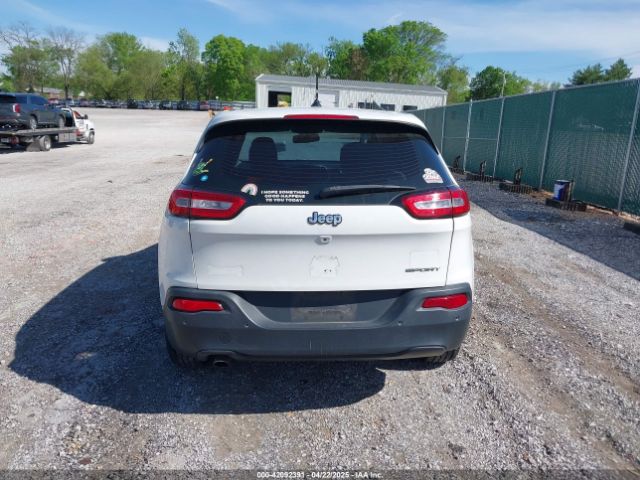 1C4PJLAB0GW272536 Jeep Cherokee Sport