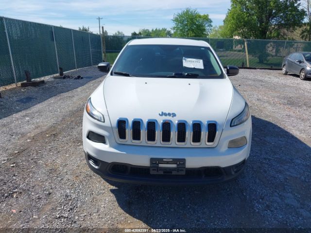 1C4PJLAB0GW272536 Jeep Cherokee Sport